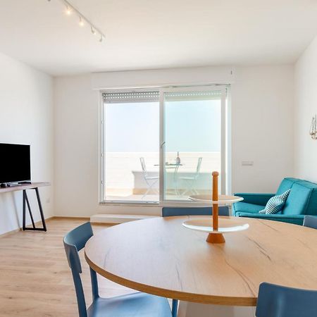 Waterfront Apartment With Seaview Balcony باري المظهر الخارجي الصورة