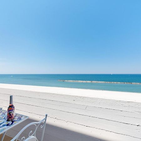Waterfront Apartment With Seaview Balcony باري المظهر الخارجي الصورة