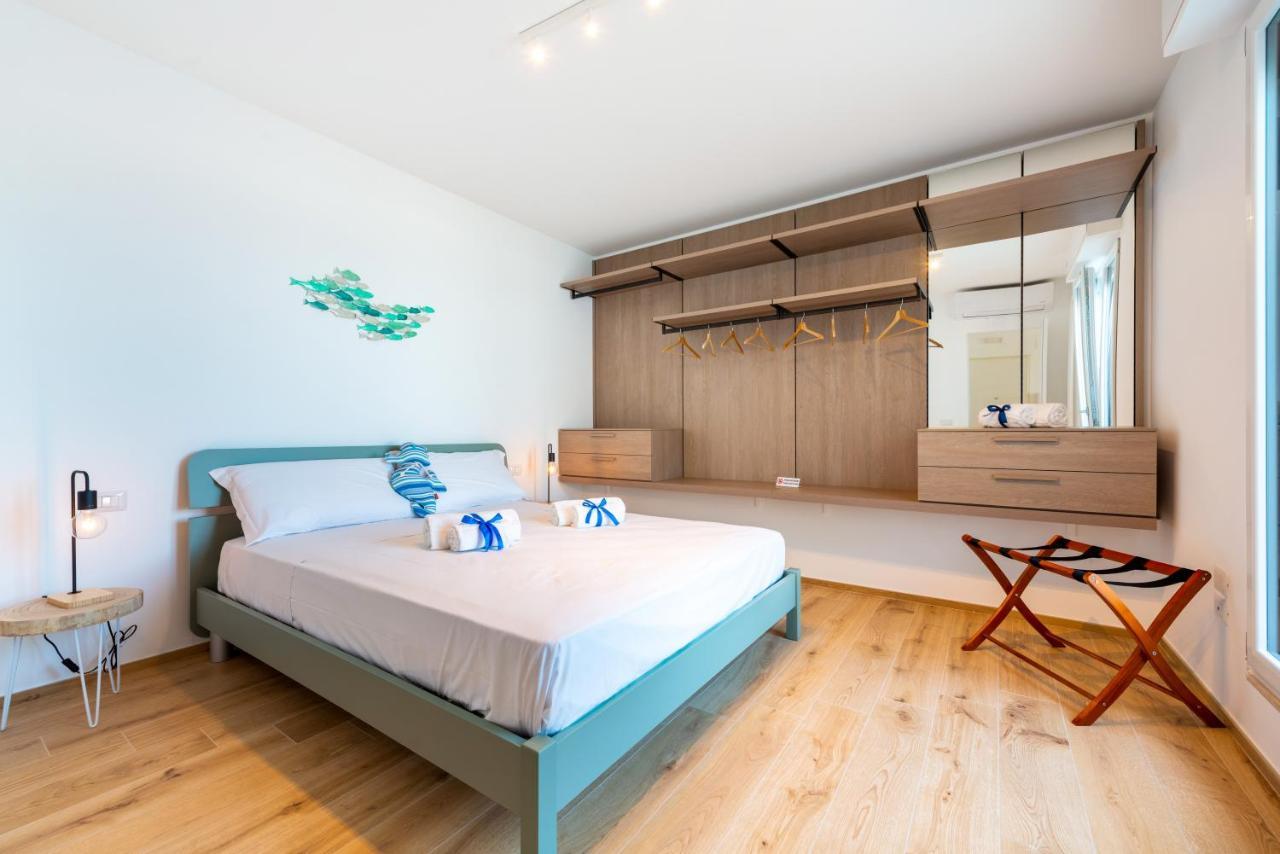 Waterfront Apartment With Seaview Balcony باري المظهر الخارجي الصورة