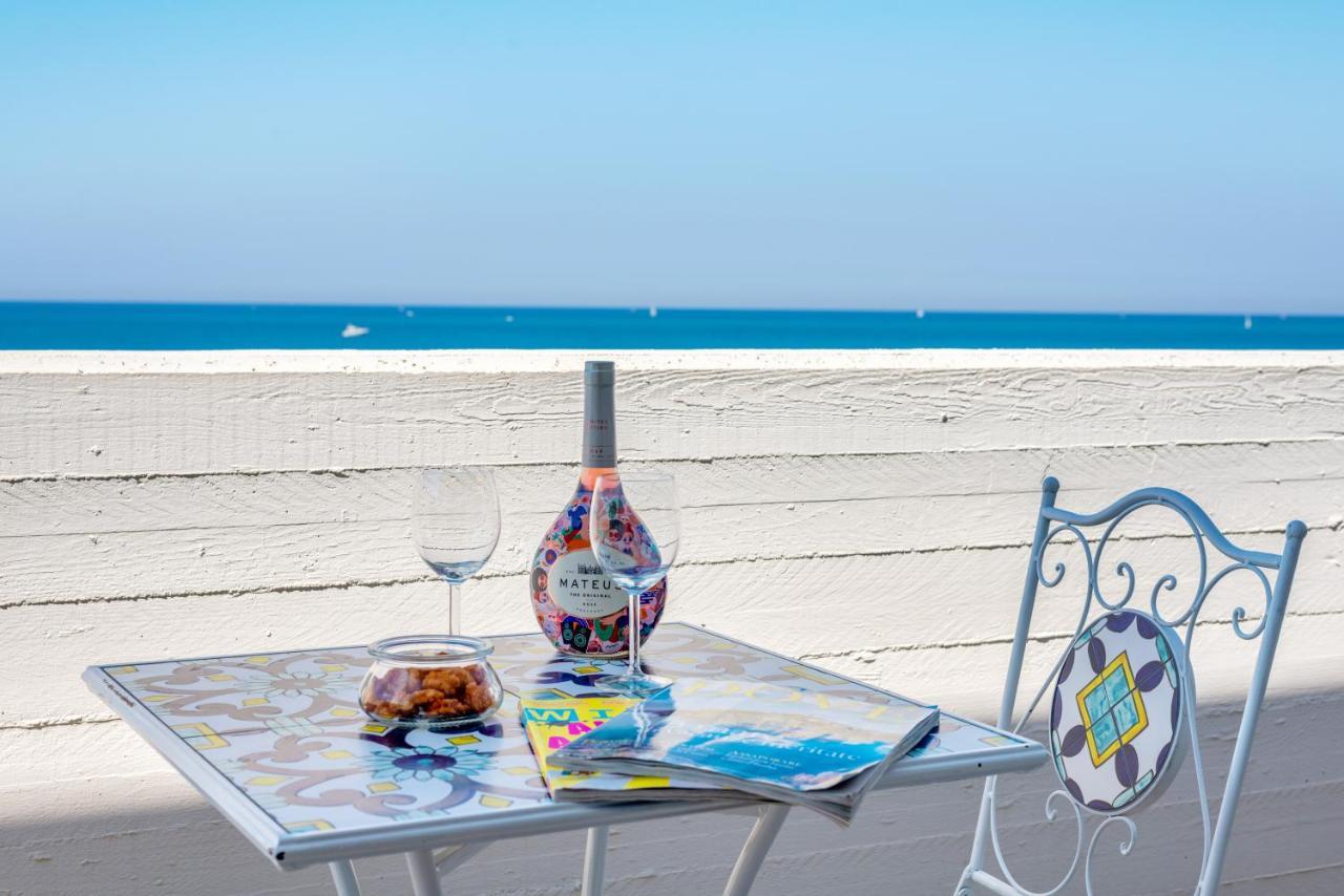 Waterfront Apartment With Seaview Balcony باري المظهر الخارجي الصورة