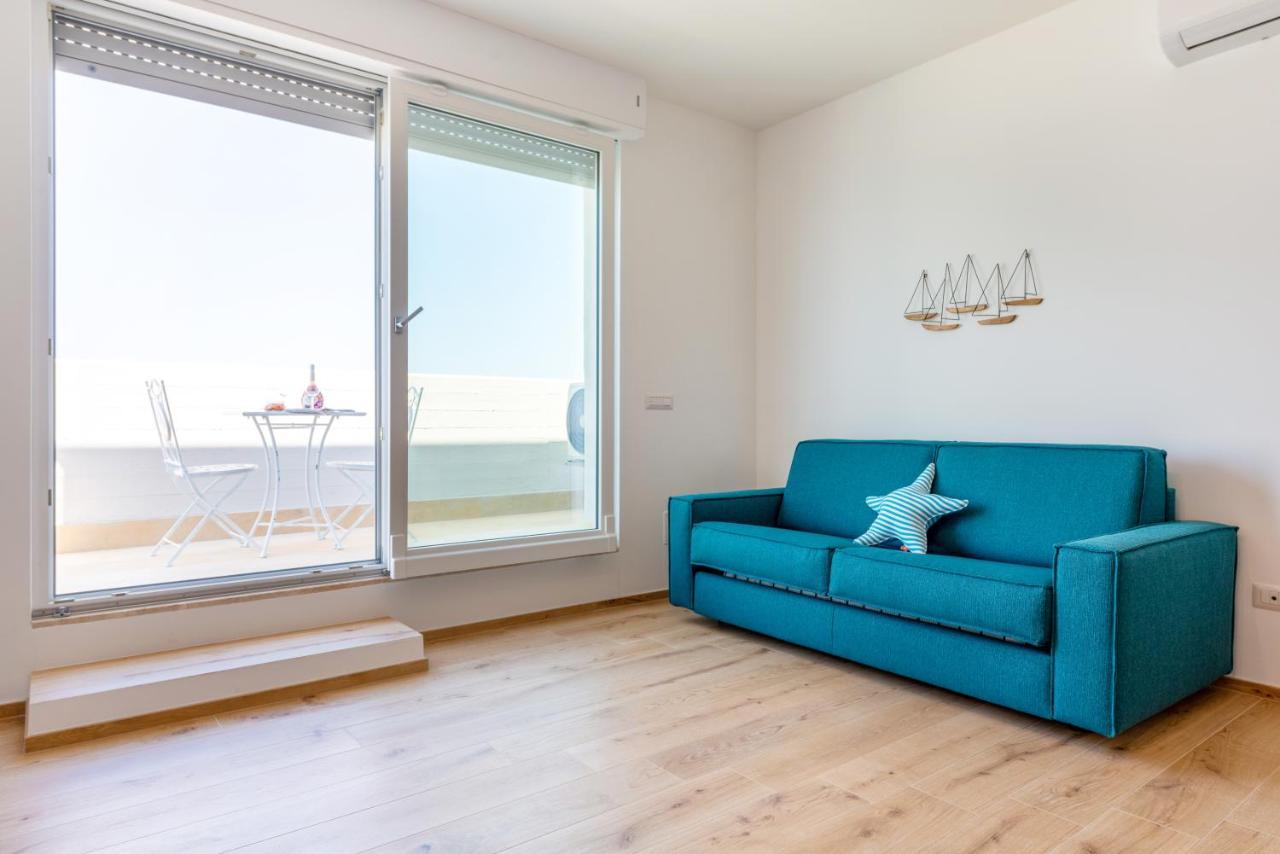 Waterfront Apartment With Seaview Balcony باري المظهر الخارجي الصورة